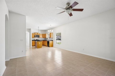 Villa ou maison à vendre à Orlando, Floride: 4 chambres, 185.34 m2 № 2419083 - photo 13