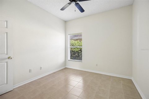 Villa ou maison à vendre à Orlando, Floride: 4 chambres, 185.34 m2 № 2419083 - photo 27