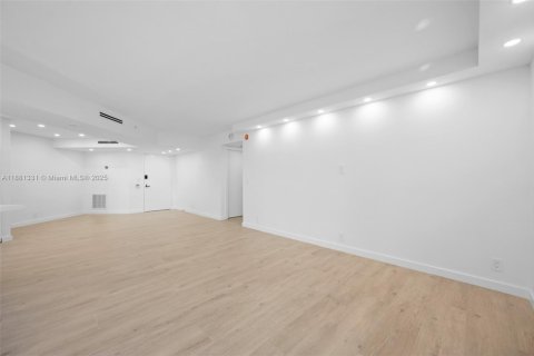 Condominio en alquiler en Aventura, Florida, 2 dormitorios, 141.4 m2 № 1924509 - foto 6