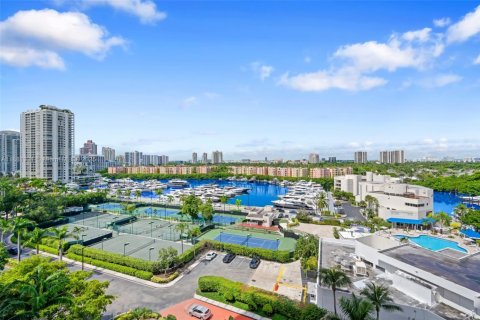 Condominio en alquiler en Aventura, Florida, 2 dormitorios, 141.4 m2 № 1924509 - foto 21