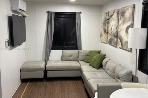 Снять в аренду квартиру в Дания-Бич, Флорида 2 спальни, 42.74м2, № 1988839 - фото 4