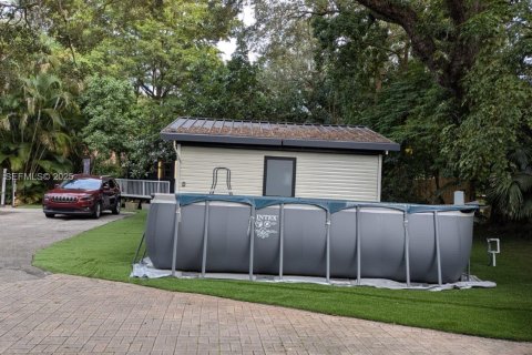 Снять в аренду квартиру в Дания-Бич, Флорида 2 спальни, 42.74м2, № 1988839 - фото 2