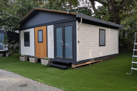 Снять в аренду квартиру в Дания-Бич, Флорида 2 спальни, 42.74м2, № 1988839 - фото 1