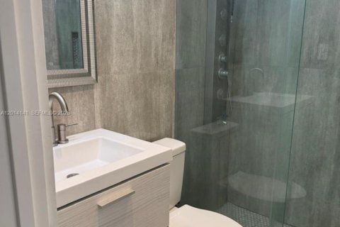 Villa ou maison à louer à Hollywood, Floride: 3 chambres, 122.54 m2 № 2076488 - photo 12