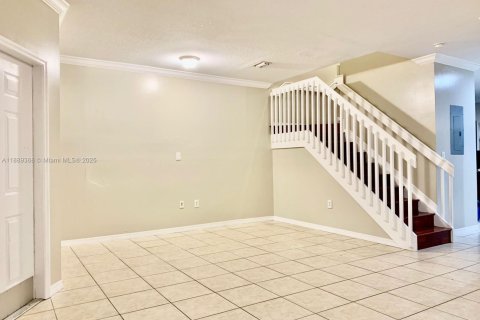 Townhouse in Homestead, Florida 3 bedrooms, 141.03 sq.m. № 1938694 - photo 4