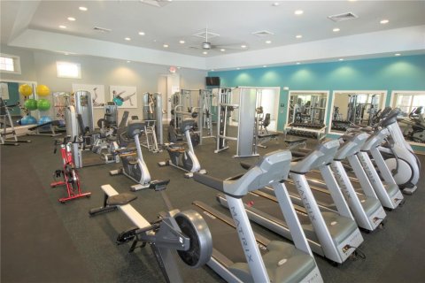 House in Winter Garden, Florida 5 bedrooms, 266.26 sq.m. № 2222327 - photo 4