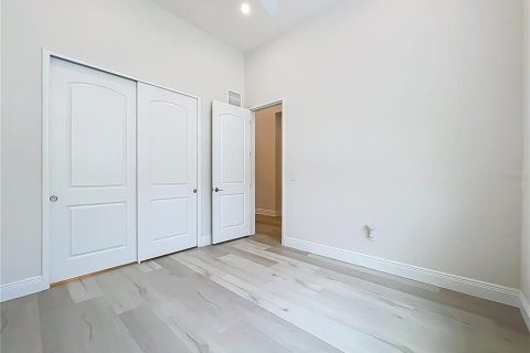 Villa ou maison à vendre à Orlando, Floride: 5 chambres, 300.17 m2 № 2225285 - photo 8