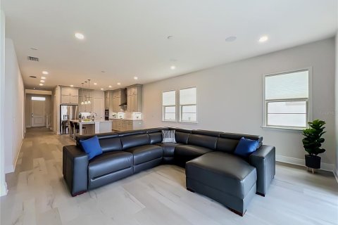 Villa ou maison à vendre à Orlando, Floride: 5 chambres, 300.17 m2 № 2225285 - photo 21