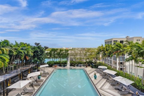 Снять в аренду кондоминиум в Майами, Флорида 1 спальня, 55.09м2, № 2061632 - фото 30