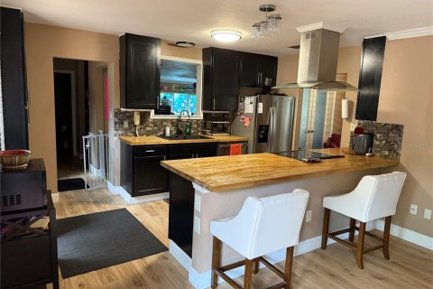 Casa en venta en Gainesville, Florida, 3 dormitorios, 177.63 m2 № 1913859 - foto 7