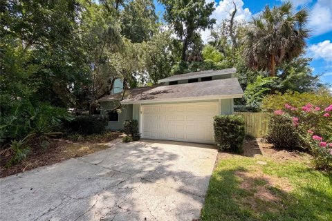 Villa ou maison à Winter Springs, Floride 3 chambres, 166.48 m2 № 2138009