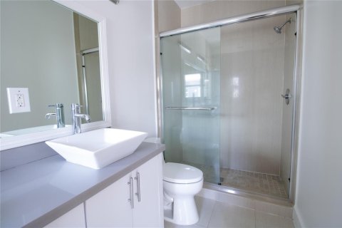 Touwnhouse à vendre à Fort Lauderdale, Floride: 3 chambres, 177.54 m2 № 2439176 - photo 13