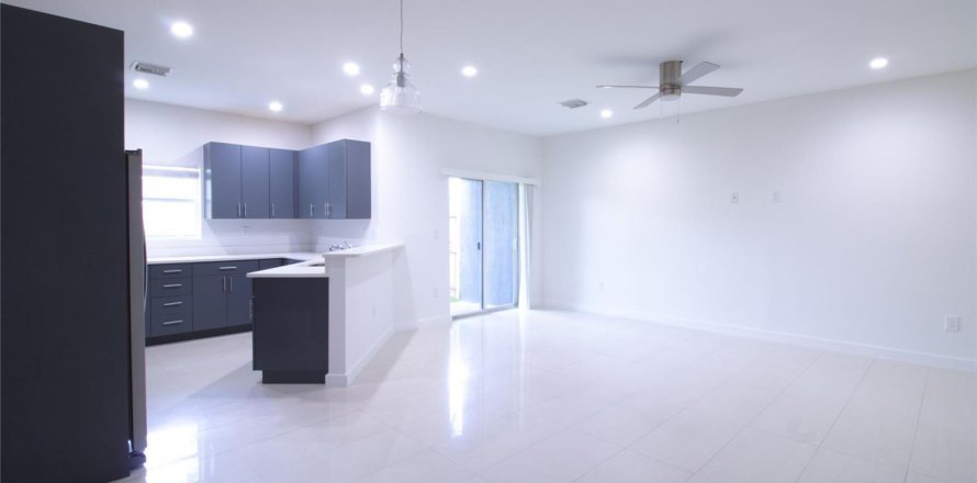 Touwnhouse à Fort Lauderdale, Floride 3 chambres, 177.54 m2 № 2439176