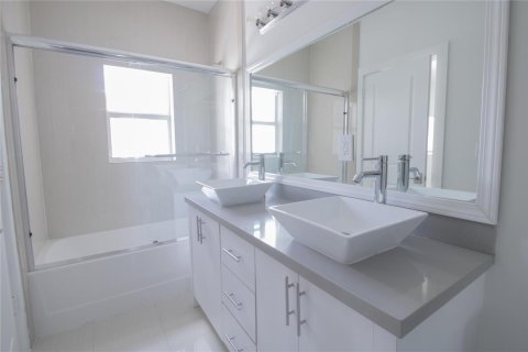 Touwnhouse à vendre à Fort Lauderdale, Floride: 3 chambres, 177.54 m2 № 2439176 - photo 8