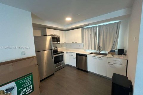 Apartment in Miami Beach, Florida 41.81 sq.m. № 2031077 - photo 7