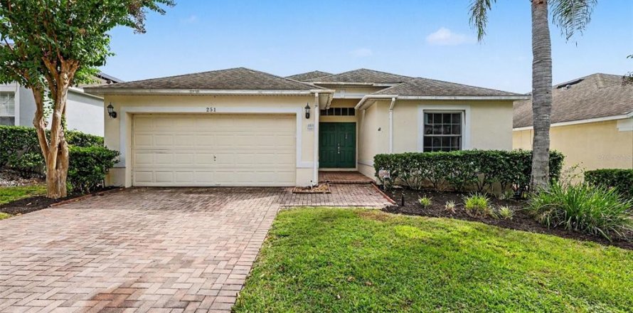 Villa ou maison à Davenport, Floride 3 chambres, 130.81 m2 № 2405139