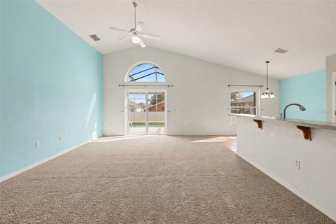 Villa ou maison à vendre à Davenport, Floride: 3 chambres, 130.81 m2 № 2405139 - photo 5