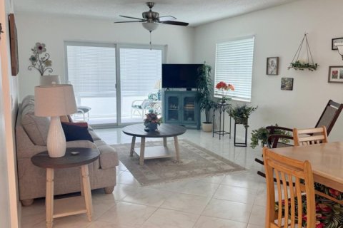 Copropriété à vendre à Stuart, Floride: 2 chambres, 105.35 m2 № 2147162 - photo 7