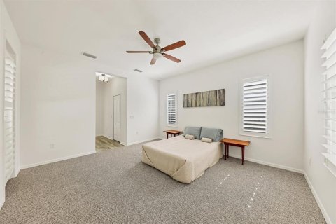 House in Sarasota, Florida 4 bedrooms, 206.43 sq.m. № 1873137 - photo 5