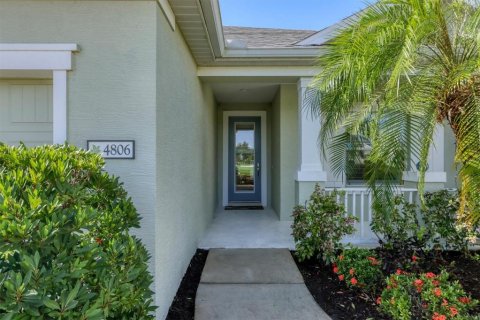 House in Sarasota, Florida 4 bedrooms, 206.43 sq.m. № 1873137 - photo 11