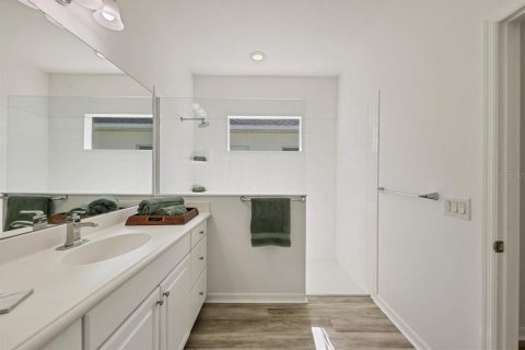 House in Sarasota, Florida 4 bedrooms, 206.43 sq.m. № 1873137 - photo 30