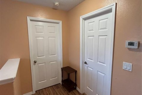 House in Eustis, Florida 3 bedrooms, 165.18 sq.m. № 1870984 - photo 24