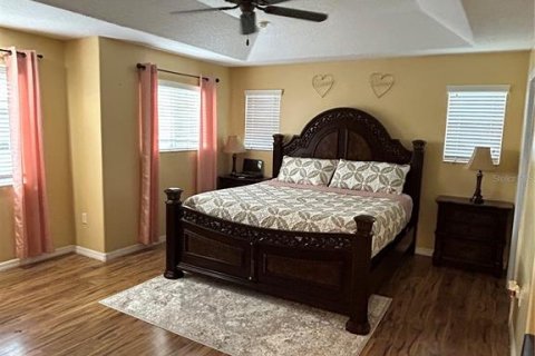 House in Eustis, Florida 3 bedrooms, 165.18 sq.m. № 1870984 - photo 27