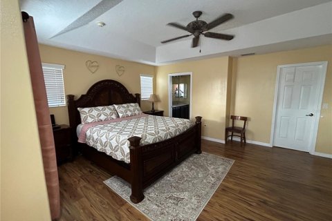 House in Eustis, Florida 3 bedrooms, 165.18 sq.m. № 1870984 - photo 30
