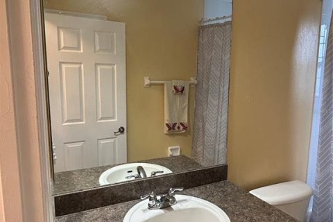 House in Eustis, Florida 3 bedrooms, 165.18 sq.m. № 1870984 - photo 26