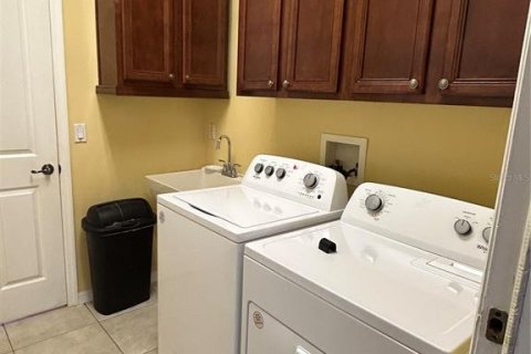 House in Eustis, Florida 3 bedrooms, 165.18 sq.m. № 1870984 - photo 15