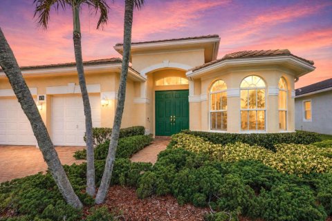 Casa en venta en Stuart, Florida, 4 dormitorios, 238.57 m2 № 2077677 - foto 12