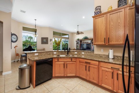 Casa en venta en Stuart, Florida, 4 dormitorios, 238.57 m2 № 2077677 - foto 19