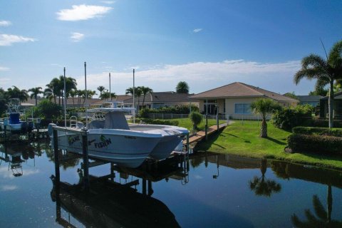 Casa en venta en Stuart, Florida, 4 dormitorios, 238.57 m2 № 2077677 - foto 10