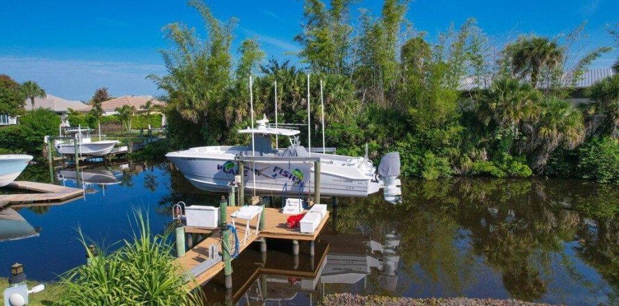Casa en Stuart, Florida 4 dormitorios, 238.57 m2 № 2077677