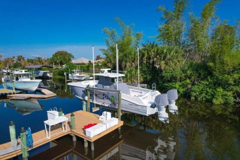 Casa en venta en Stuart, Florida, 4 dormitorios, 238.57 m2 № 2077677 - foto 7