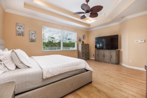 Casa en venta en Stuart, Florida, 4 dormitorios, 238.57 m2 № 2077677 - foto 26