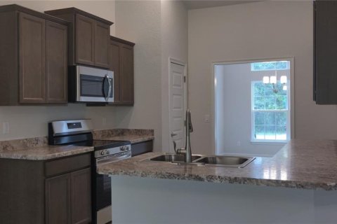 House in Homosassa, Florida 4 bedrooms, 201.51 sq.m. № 1507896 - photo 10