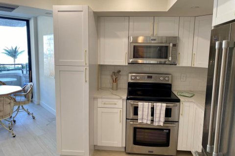 Copropriété à louer à South Palm Beach, Floride: 2 chambres, 128.21 m2 № 2390600 - photo 10