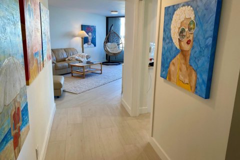 Copropriété à louer à South Palm Beach, Floride: 2 chambres, 128.21 m2 № 2390600 - photo 8