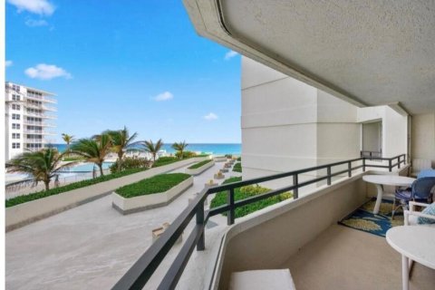 Copropriété à louer à South Palm Beach, Floride: 2 chambres, 128.21 m2 № 2390600 - photo 11