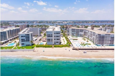 Copropriété à louer à South Palm Beach, Floride: 2 chambres, 128.21 m2 № 2390600 - photo 12