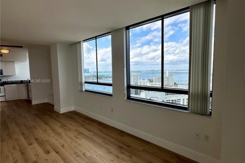 Condo in Miami Beach, Florida, 2 bedrooms № 2035336 - photo 23