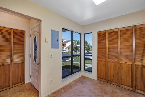 Condo in Orlando, Florida, 3 bedrooms  № 1717499 - photo 5