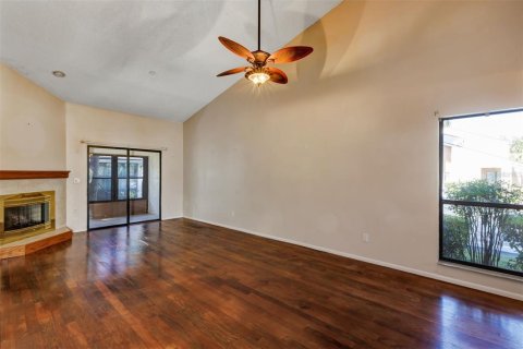 Condo in Orlando, Florida, 3 bedrooms  № 1717499 - photo 10