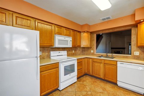 Condo in Orlando, Florida, 3 bedrooms  № 1717499 - photo 6