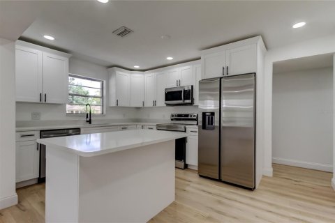 Villa ou maison à vendre à Tampa, Floride: 3 chambres, 127.83 m2 № 1870811 - photo 26