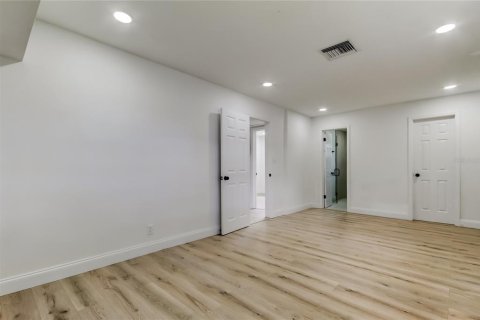 Villa ou maison à vendre à Tampa, Floride: 3 chambres, 127.83 m2 № 1870811 - photo 20