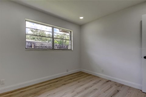 Villa ou maison à vendre à Tampa, Floride: 3 chambres, 127.83 m2 № 1870811 - photo 15