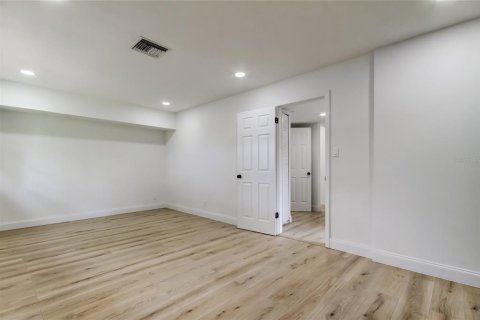 Villa ou maison à vendre à Tampa, Floride: 3 chambres, 127.83 m2 № 1870811 - photo 19