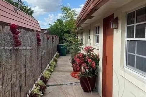 Купить коммерческую недвижимость в Тамарак, Флорида 228.35м2, № 2005754 - фото 3